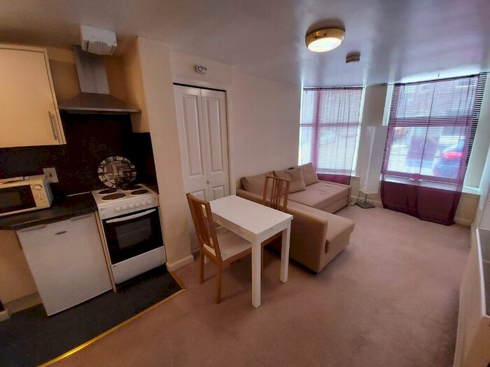 1 Bedroom Flat To Rent In Urquhart Road, The City Centre, Aberdeen, AB24