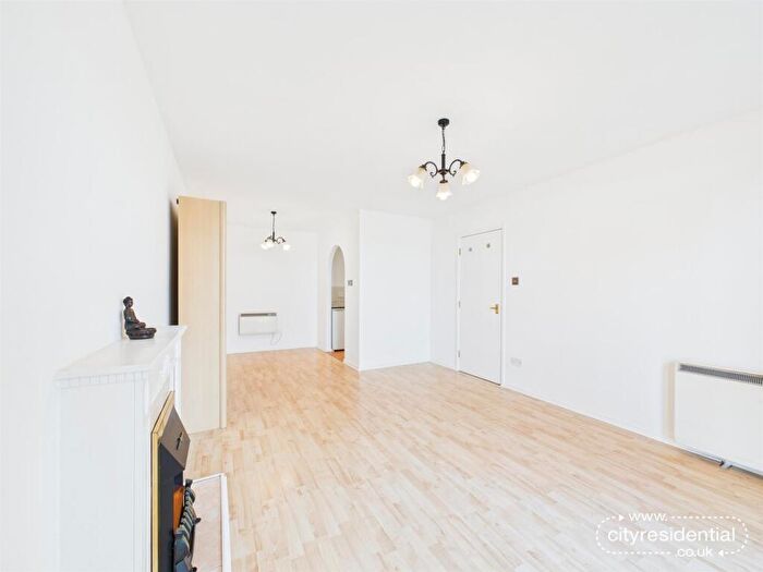 2 Bedroom Apartment To Rent In Waterloo Road, Liverpool, L3