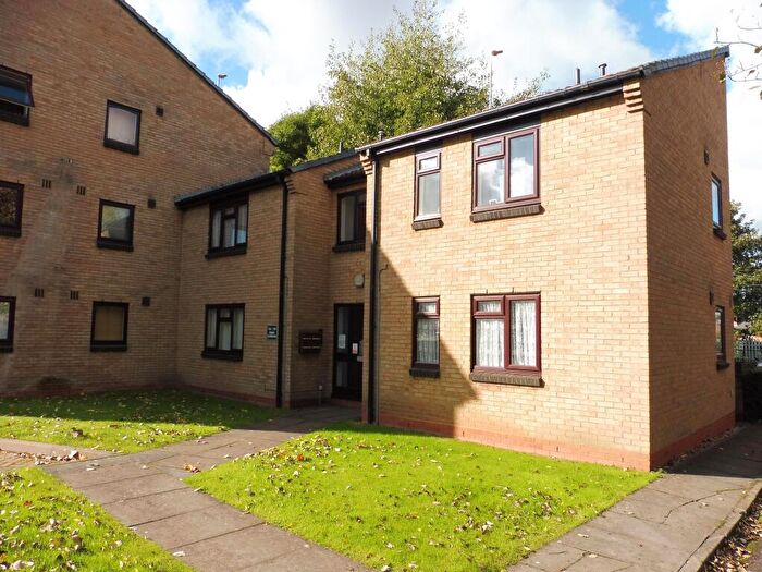 Studio To Rent In Swan Gardens, Birmingham, B23