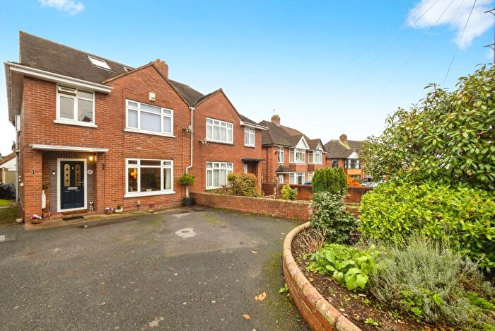 4 Bedroom Semi Detached House For Sale In Woodstock Road, Exeter, Devon, EX2