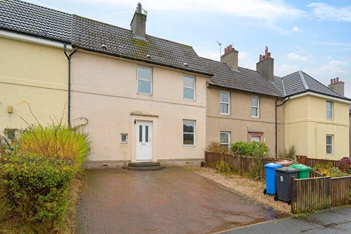 3 Bedroom Terraced House For Sale In Newton Crescent, Rosyth, KY11