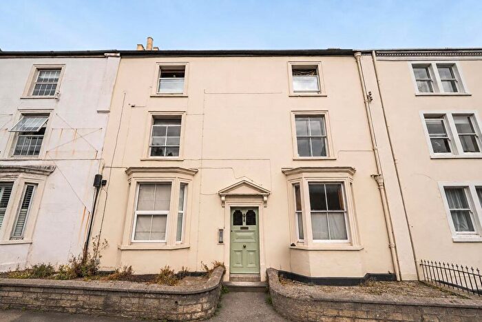 1 Bedroom Apartment For Sale In Portway, Frome, BA11