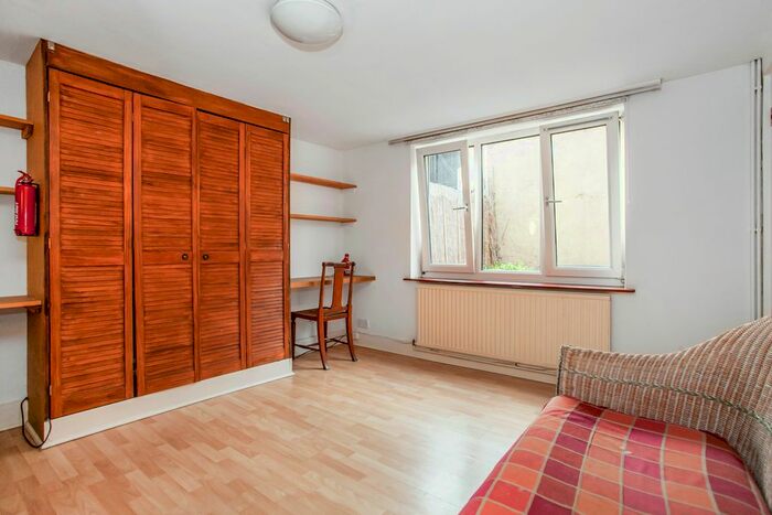 Studio To Rent In Orlop Street, London, SE10