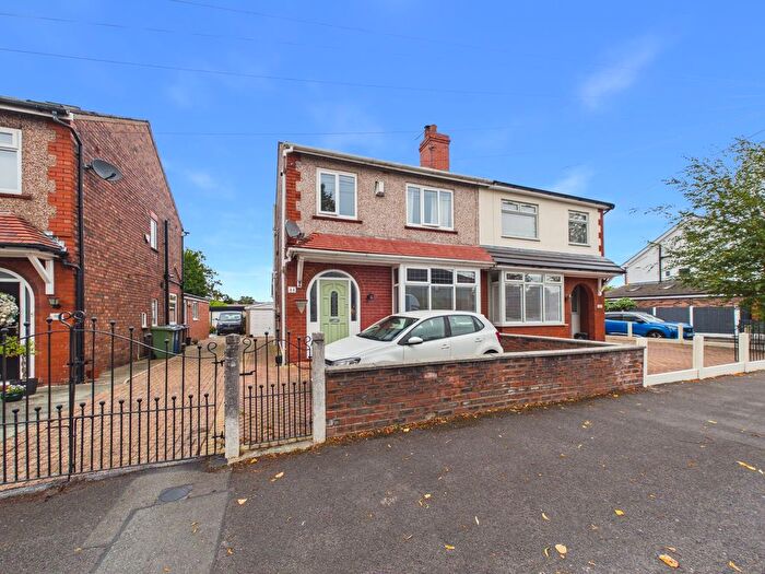 3 Bedroom Semi Detached House For Sale In Birley Street, Leigh, WN7