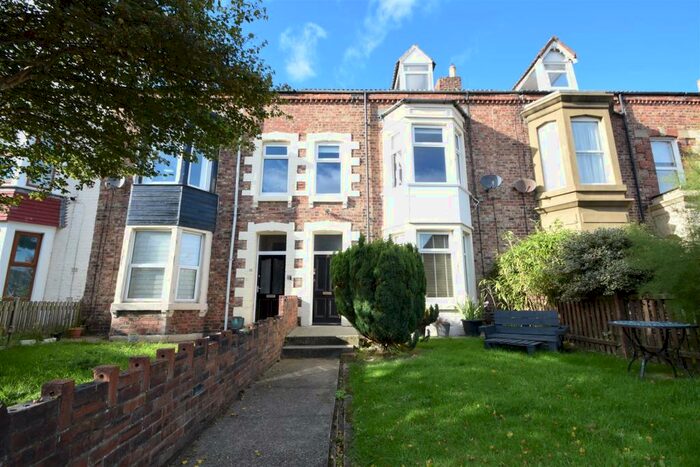 3 Bedroom Maisonette To Rent In Grafton Road, Whitley Bay, NE26