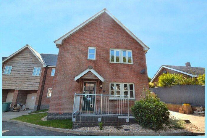 3 Bedroom End Of Terrace House To Rent In Ivy Close, Niton, PO38