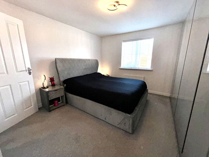 4 Bedroom Detached House For Sale In Maes Macsen, Carmarthen, SA31