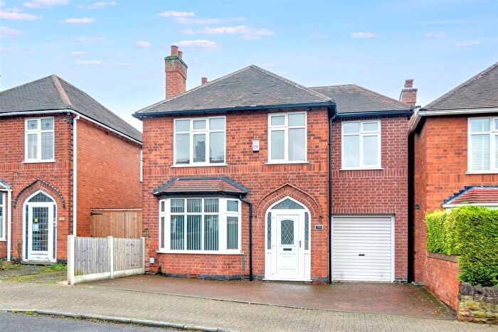4 Bedroom Detached House For Sale In Brookhill Street, Stapleford, Nottingham, NG9