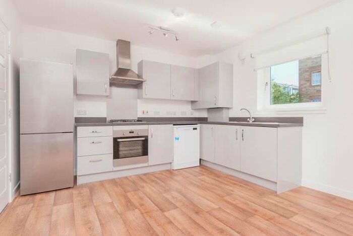 2 Bedroom Flat To Rent In Mcleod Street, Edinburgh, EH11