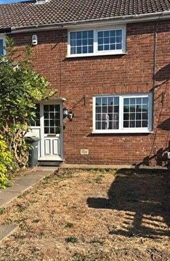 3 Bedroom Terraced House To Rent In West Way, Luton, LU2