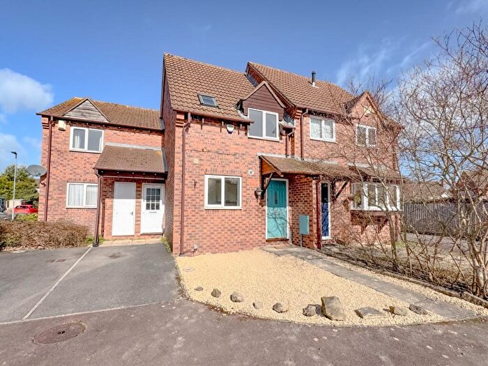 2 Bedroom House To Rent In Teal Close, Bradley Stoke, Bristol, BS32
