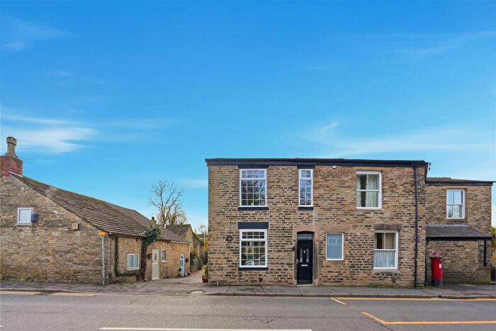 2 Bedroom Semi Detached House For Sale In Wellington Road, Bollington, Macclesfield, SK10