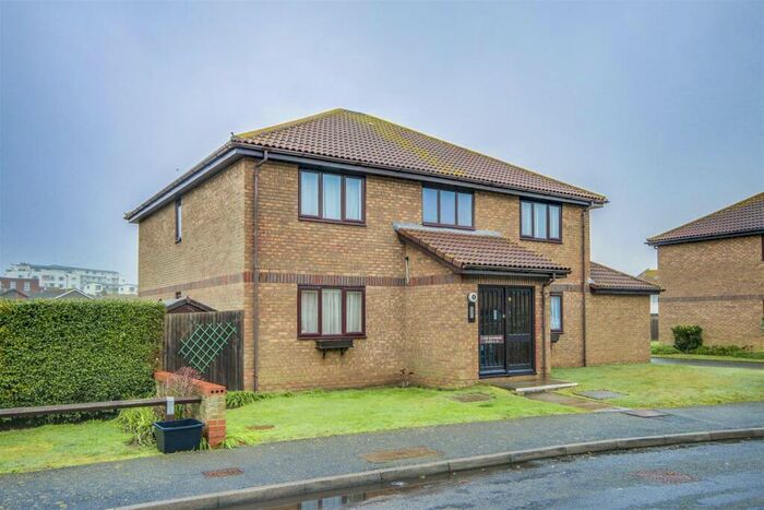 1 Bedroom Flat To Rent In The Boundary, Seaford, BN25