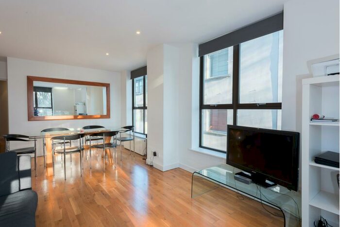 2 Bedroom Flat To Rent In Islington Green, N1