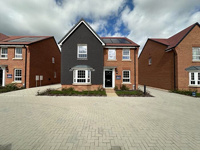 4 Bedroom Terraced House To Rent In Daffodil Avenue, North Bersted, Bognor Regis, PO21