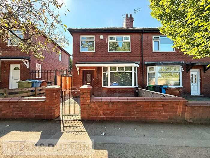 3 Bedroom Semi Detached House To Rent In Yates Street, Oldham, Greater Manchester, OL1