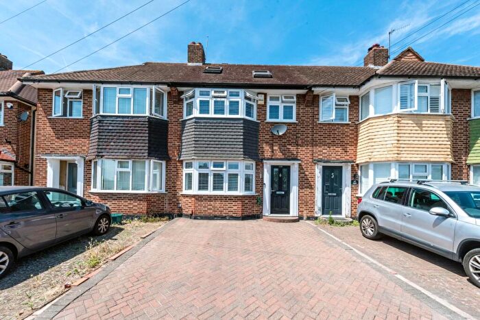 4 Bedroom Terraced House For Sale In Dudley Drive, Morden, SM4