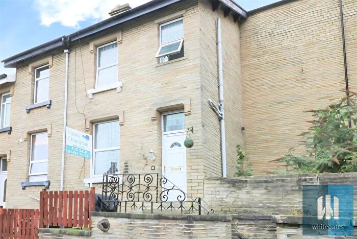 2 Bedroom Terraced House To Rent In Vale Street, Brighouse, HD6