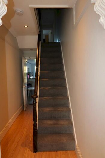 5 Bedroom House To Rent In Milton Road, SO15