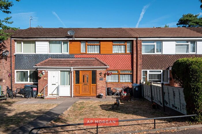 3 Bedroom Terraced House For Sale In Waggon Walk, Birmingham, West Midlands, B38