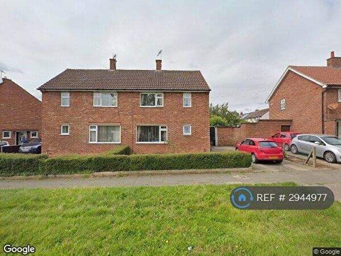 3 Bedroom Semi-Detached House To Rent In Burke Road, Ipswich, IP1