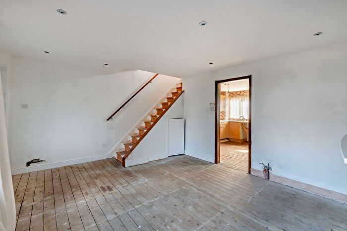 3 Bedroom Terraced House For Sale In Kirkstall Avenue, Middlesbrough, TS3