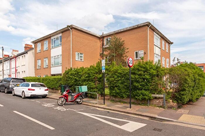 2 Bedroom Flat For Sale In Portland Road, Hove, BN3