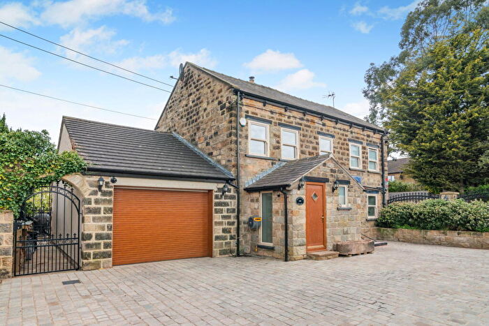 3 Bedroom Cottage To Rent In Wetherby Road, Scarcroft, Leeds, LS14