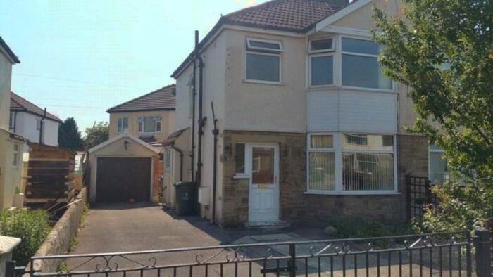 3 Bedroom House To Rent In Hallows Road, Keighley, BD21