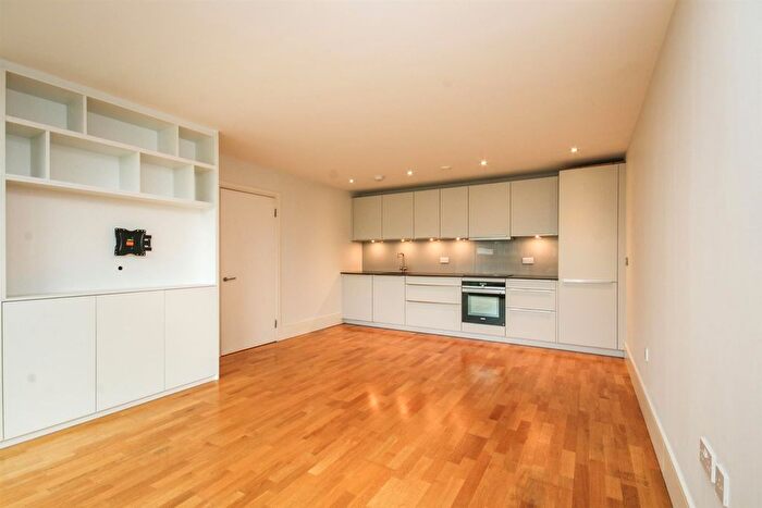 2 Bedroom Flat To Rent In Highbury Stadium Square, London, N5
