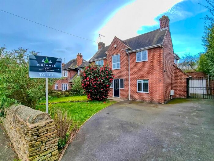 3 Bedroom Detached House To Rent In Handley Road, New Whittington, Chesterfield, Derbyshire, S43