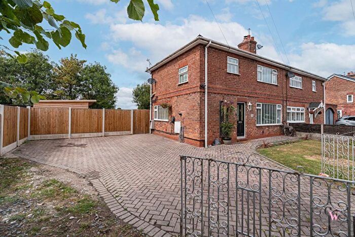2 Bedroom Semi-Detached House For Sale In West Avenue, Rudheath, Northwich, CW9