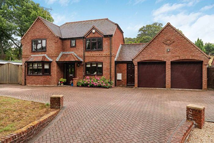 4 Bedroom Detached House For Sale In Green Lane, Ellisfield, Basingstoke, Hampshire, RG25