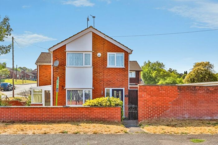 3 Bedroom Semi-Detached House For Sale In Norman Street, Ilkeston, DE7
