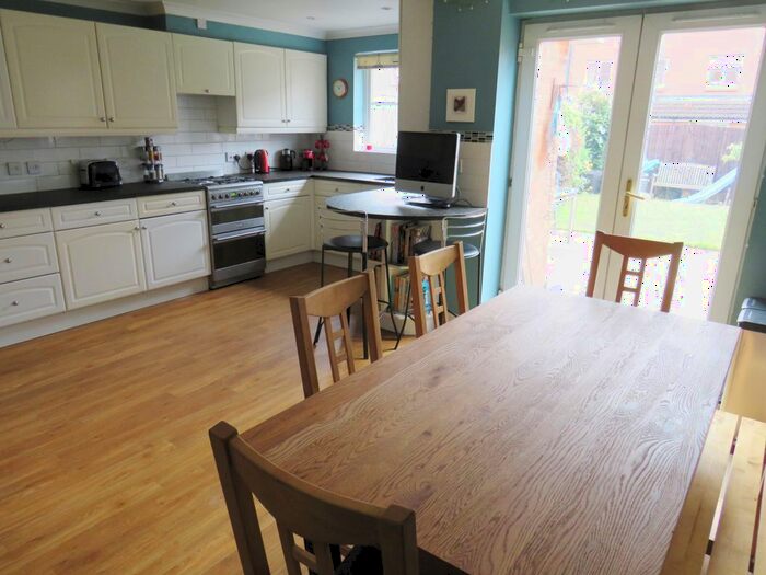 4 Bedroom Town House To Rent In Purdom Road, Welwyn Garden City, AL7