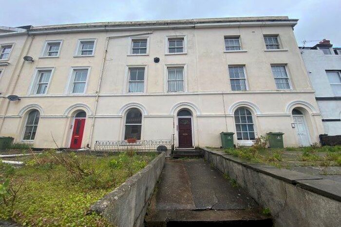 1 Bedroom Flat To Rent In Embankment Road, Plymouth, PL4