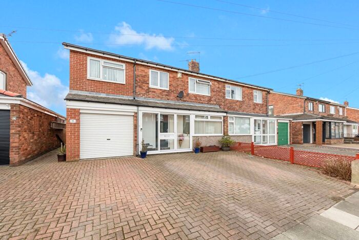 4 Bedroom Semi-Detached House For Sale In Glendale Avenue, Choppington, NE62