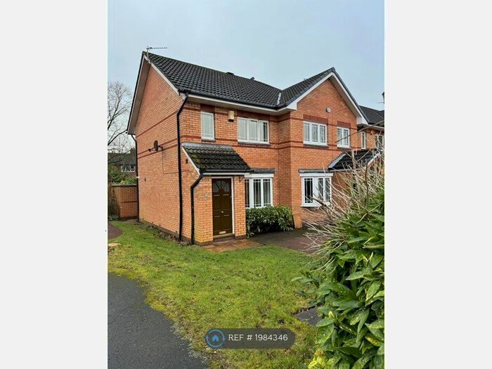 2 Bedroom Semi-Detached House To Rent In Livingstone Close, Macclesfield, SK10