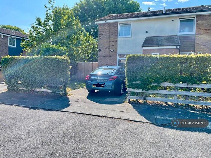 3 Bedroom Terraced House To Rent In Haydock Avenue, Sale, M33