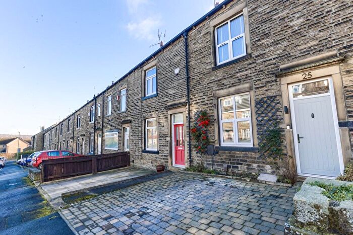 2 Bedroom Terraced House To Rent In Fourlands Road, Idle, ~ A Truly Outstanding Two Bedroomed UNFURNISHED Property ~, BD10