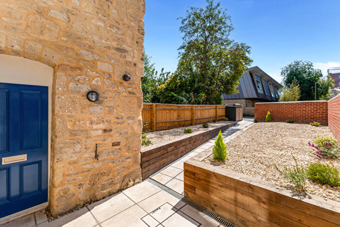 Studio To Rent In Botley Road, Oxford, OX2
