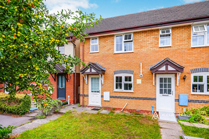 2 Bedroom End Of Terrace House To Rent In Merganser Drive, Bicester, OX26