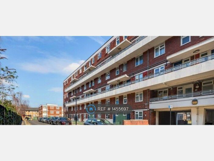 4 Bedroom Maisonette To Rent In Fellows Court, London, E2