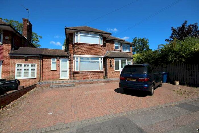 5 Bedroom Detached House To Rent In Wolmer Gardens, Edgware, Middlesex, Middlesex, HA8