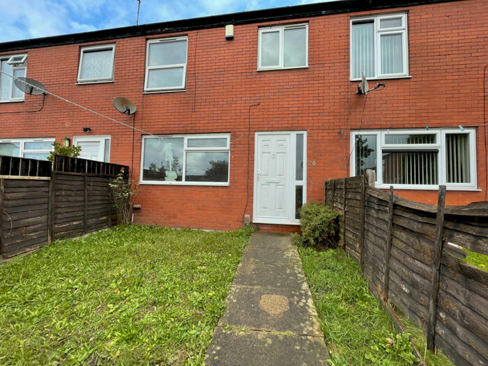 4 Bedroom Terraced House To Rent In Hyde Park Close, Leeds, West Yorkshire, LS6