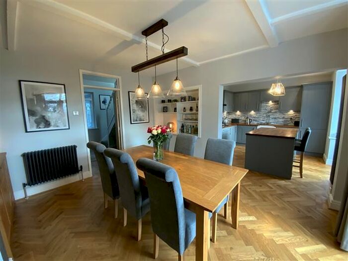 3 Bedroom Bungalow For Sale In Sheffield Road, Todwick, Sheffield, S26