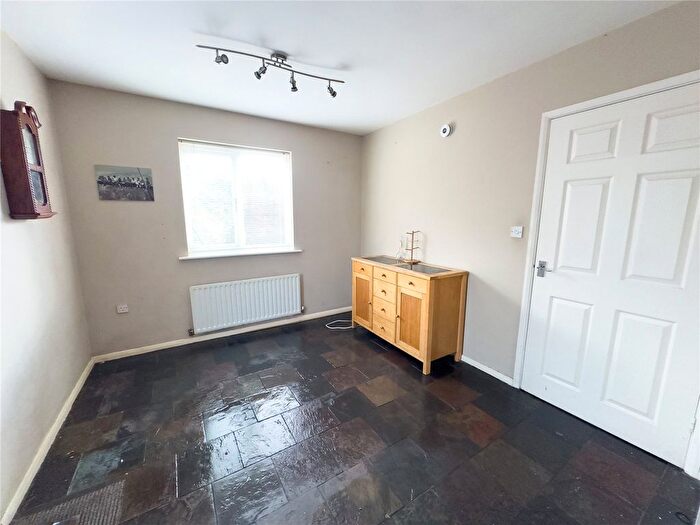 3 Bedroom End Of Terrace House For Sale In Leegrange Road, Blackley, Manchester, M9