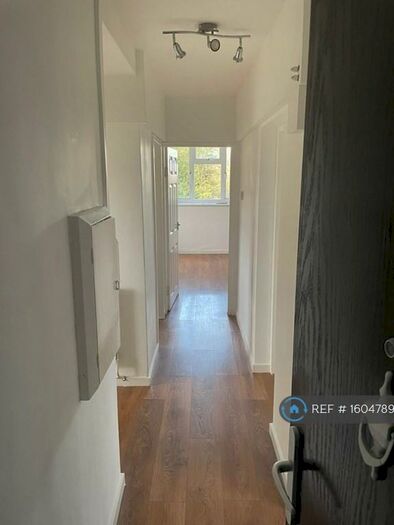 2 Bedroom Flat To Rent In New Road, London, SE2