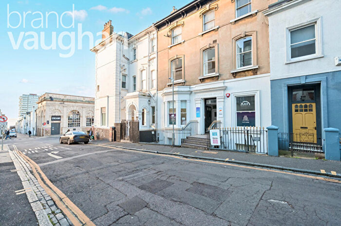 4 Bedroom Flat To Rent In Hampton Place, Brighton, East Sussex, BN1