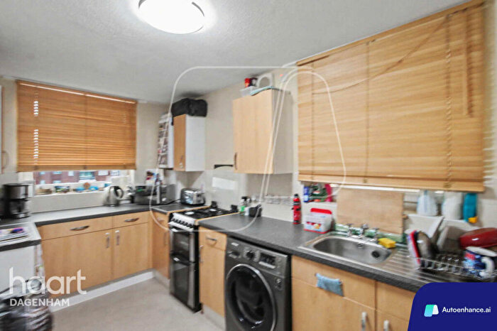 1 Bedroom Flat To Rent In Vicarage Road, Dagenham, RM10